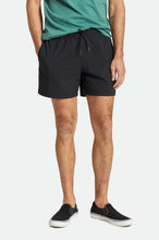 Load image into Gallery viewer, Voyage Short 5&quot; - Black
